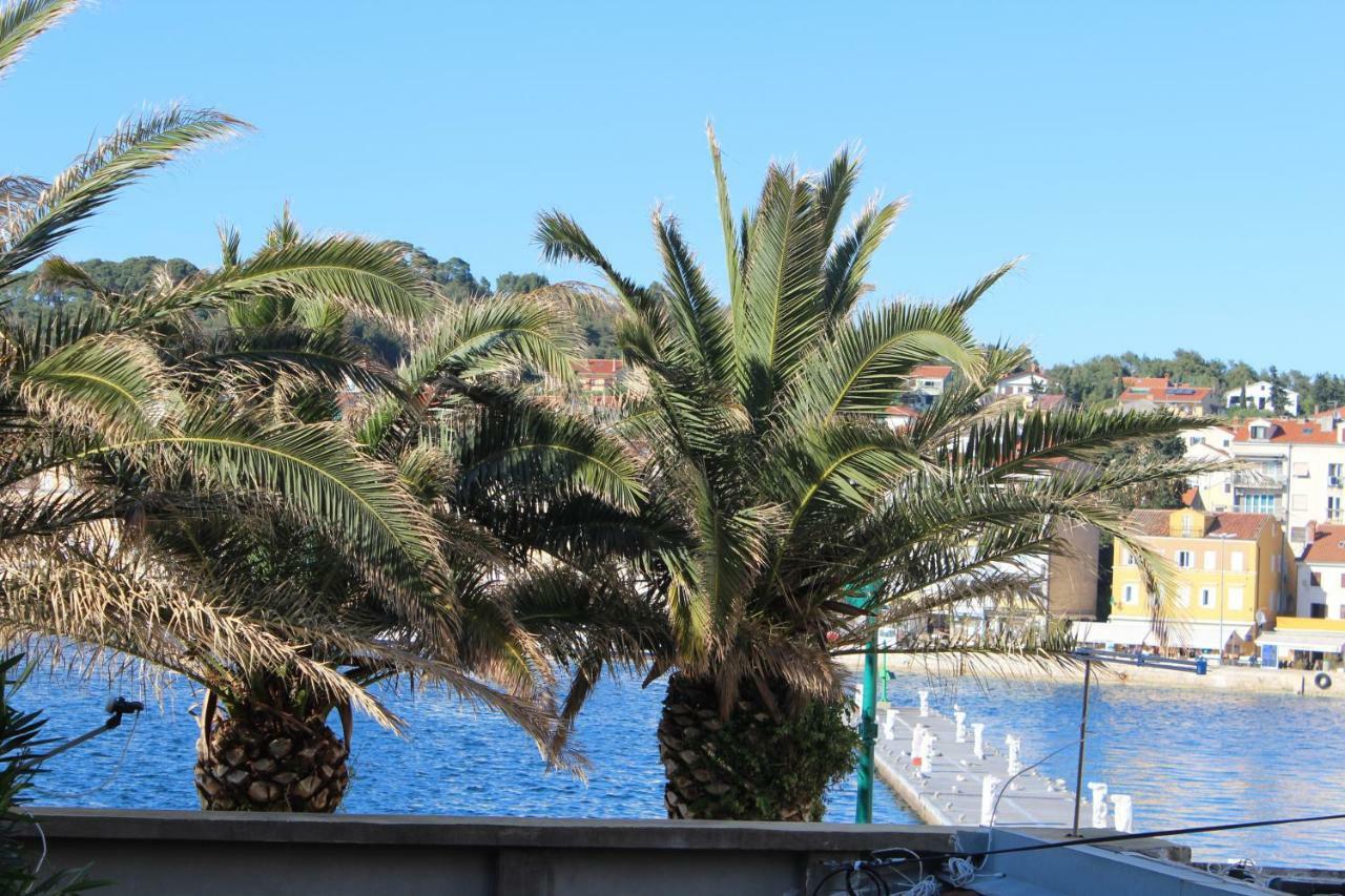 Season4All Apartments Mali Lošinj Екстериор снимка