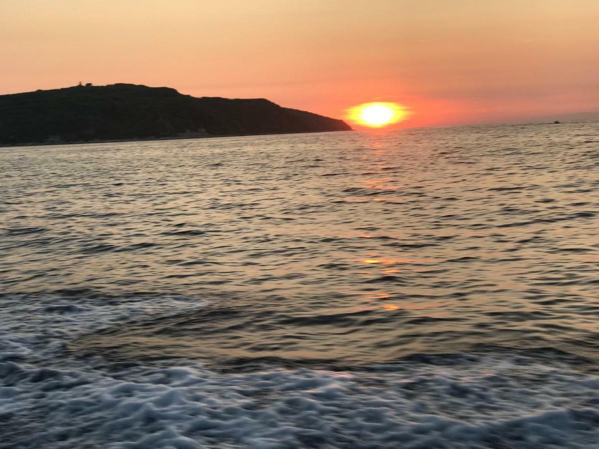 Season4All Apartments Mali Lošinj Екстериор снимка